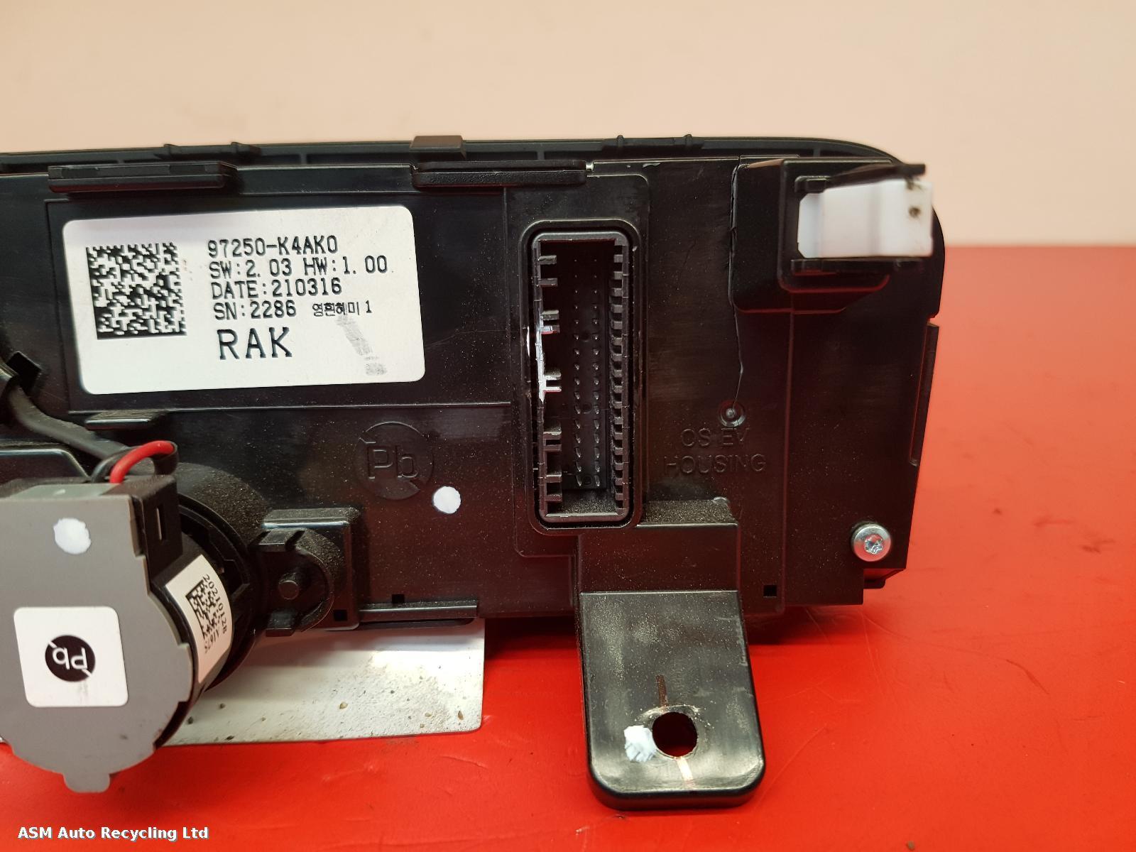 View Auto part Heater/AC Controller Hyundai Kona 2021