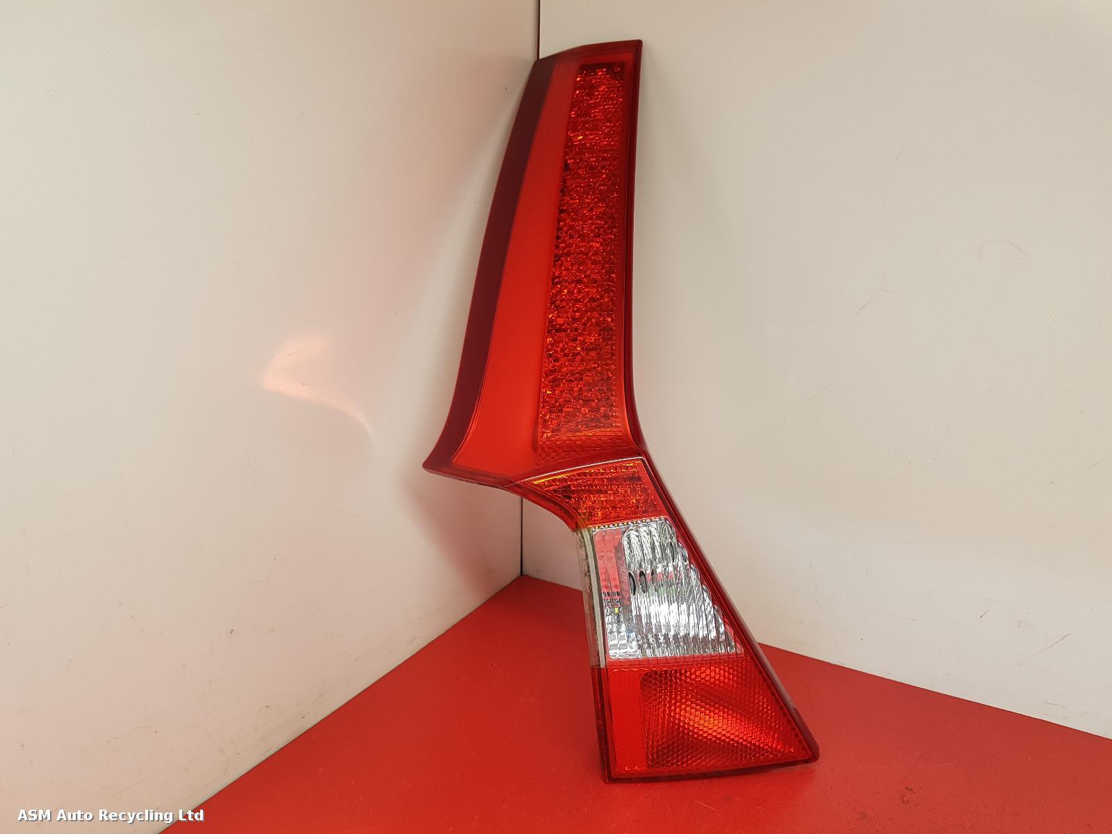 View Auto part L Taillight Volvo V70 2010