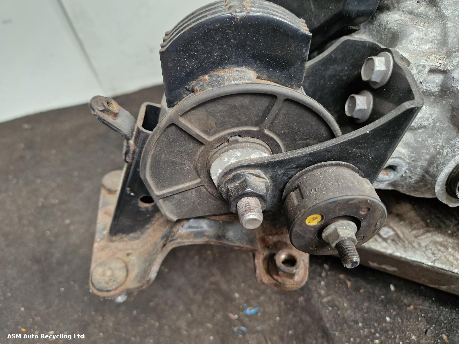 2016 Toyota Rav 4 Gearbox View Auto part Gearbox Toyota Rav 4 2016