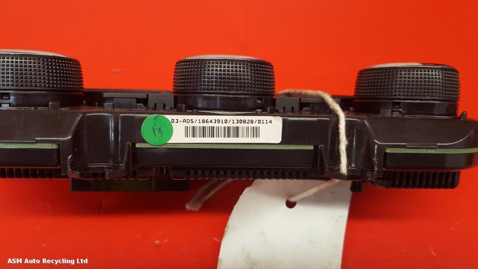 View Auto part Heater/AC Controller Skoda Octavia 2013