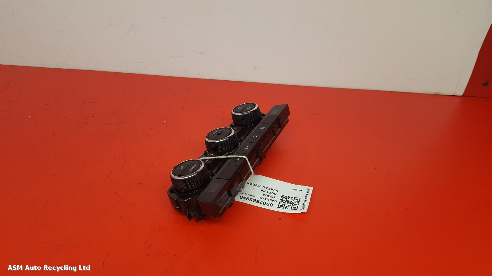 View Auto part Heater/AC Controller Skoda Octavia 2013