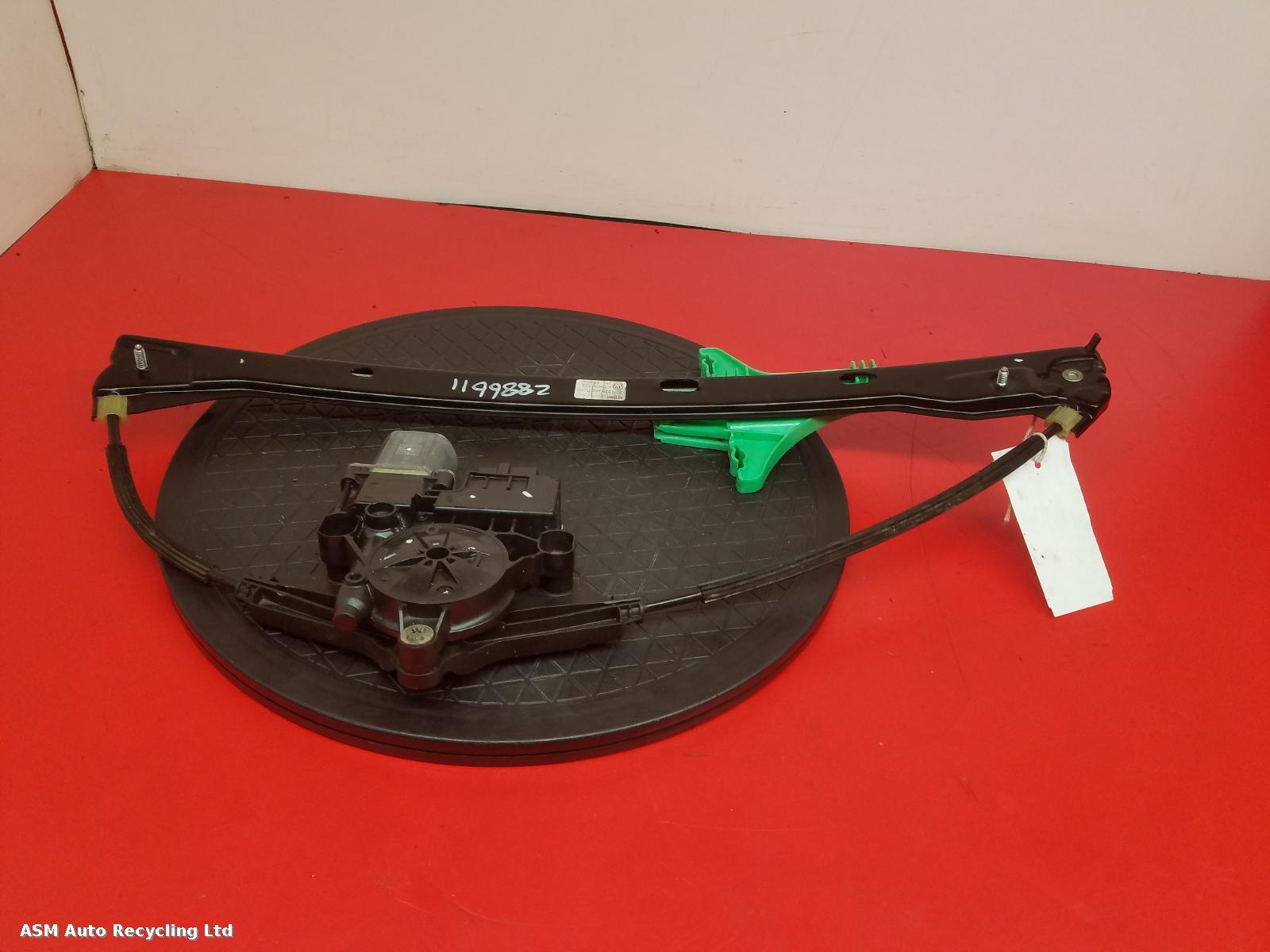View Auto part RR Window Regulator Volkswagen Golf Sv 2015