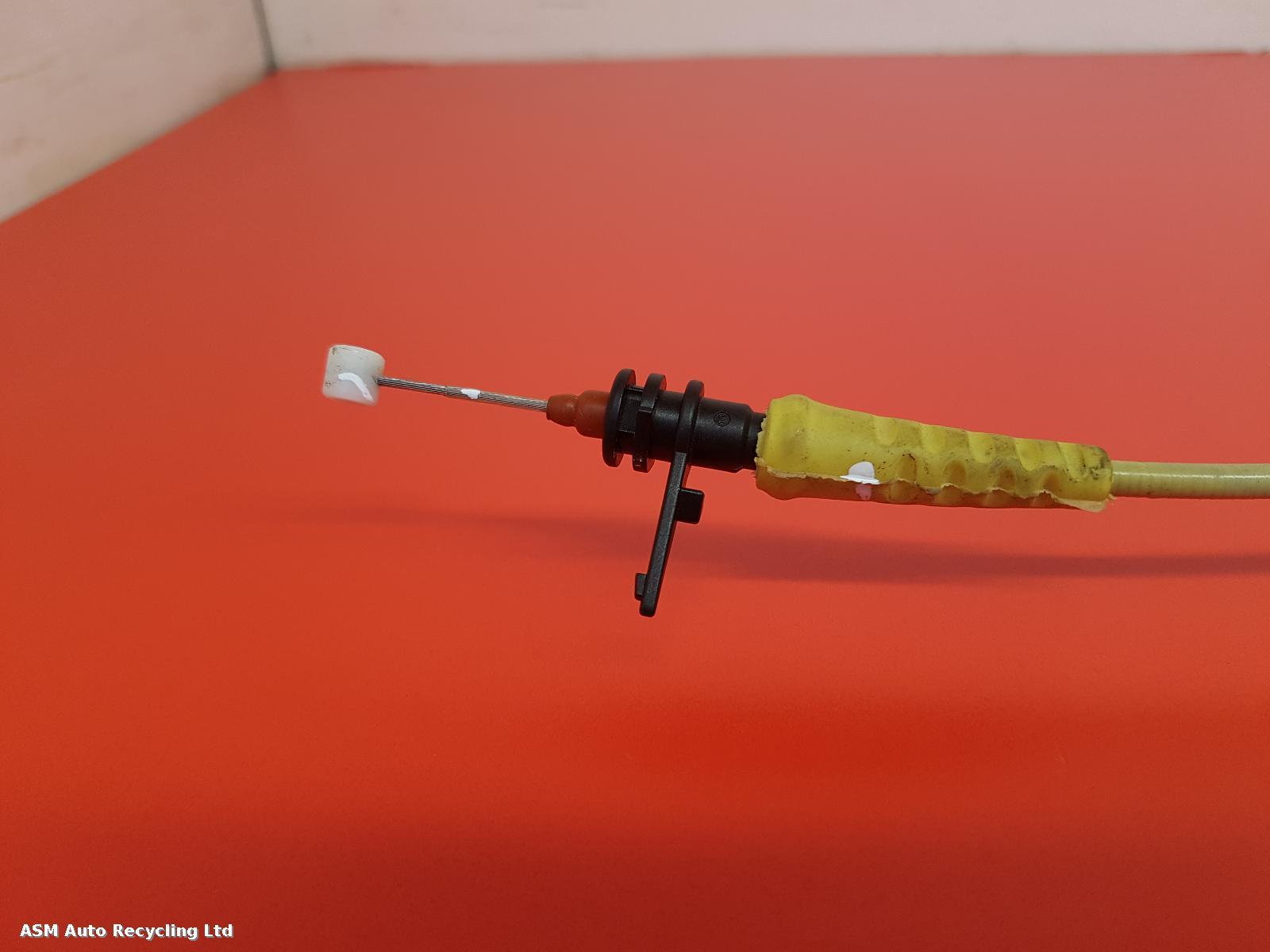 View Auto part Door Lock Assembly Bmw 1 Series 2010