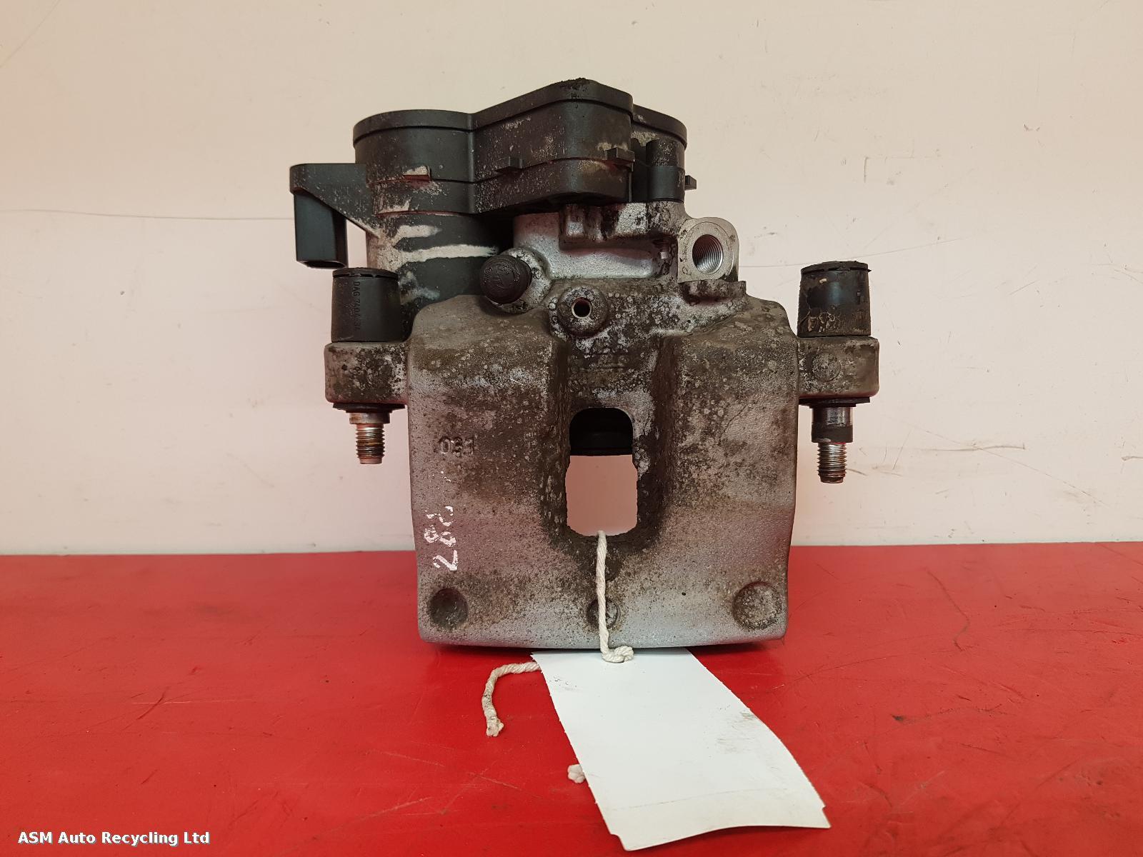 View Auto part Caliper Mercedes C Class 2016