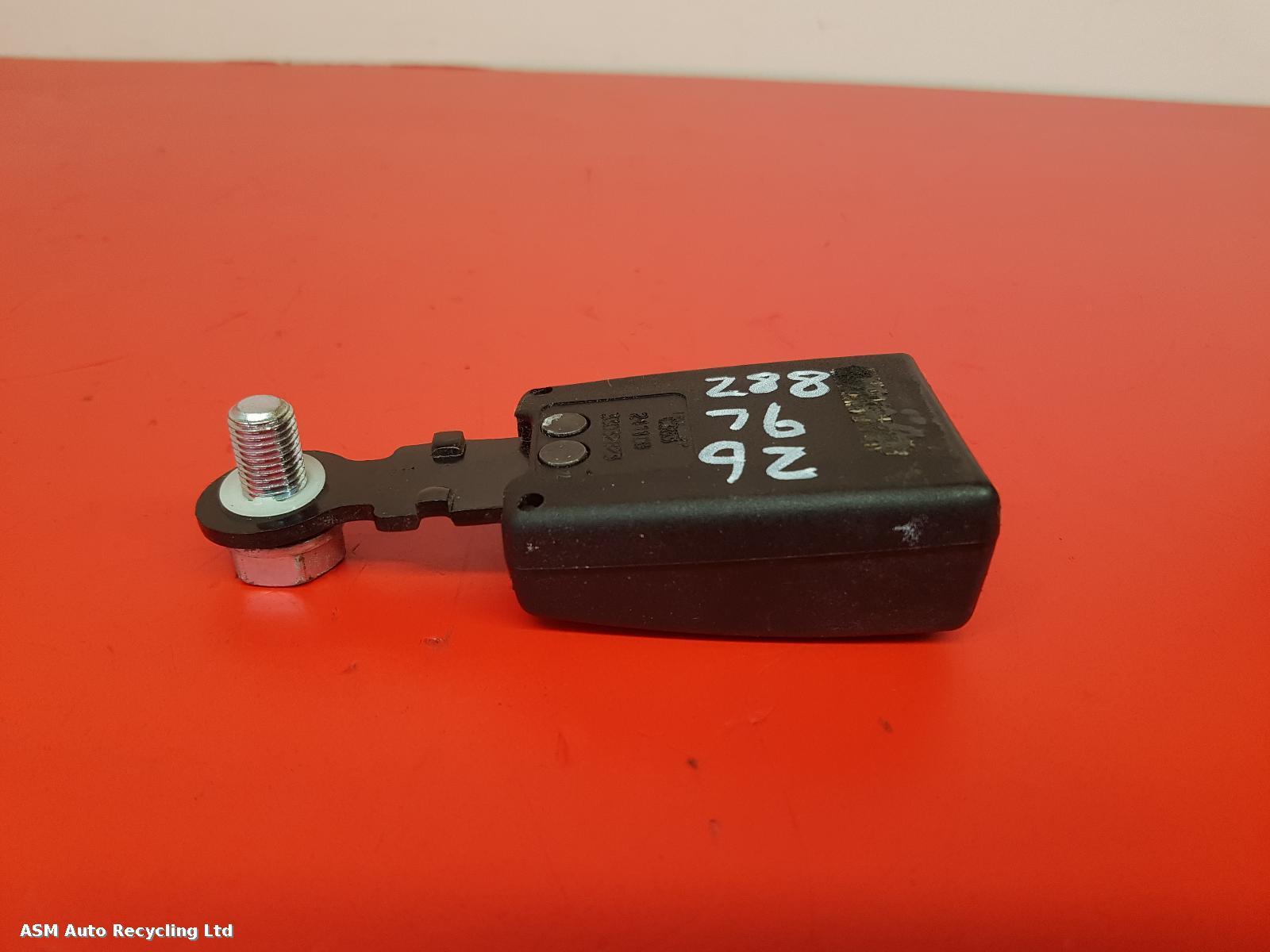 View Auto part Seat Belt Ford Ka 2009