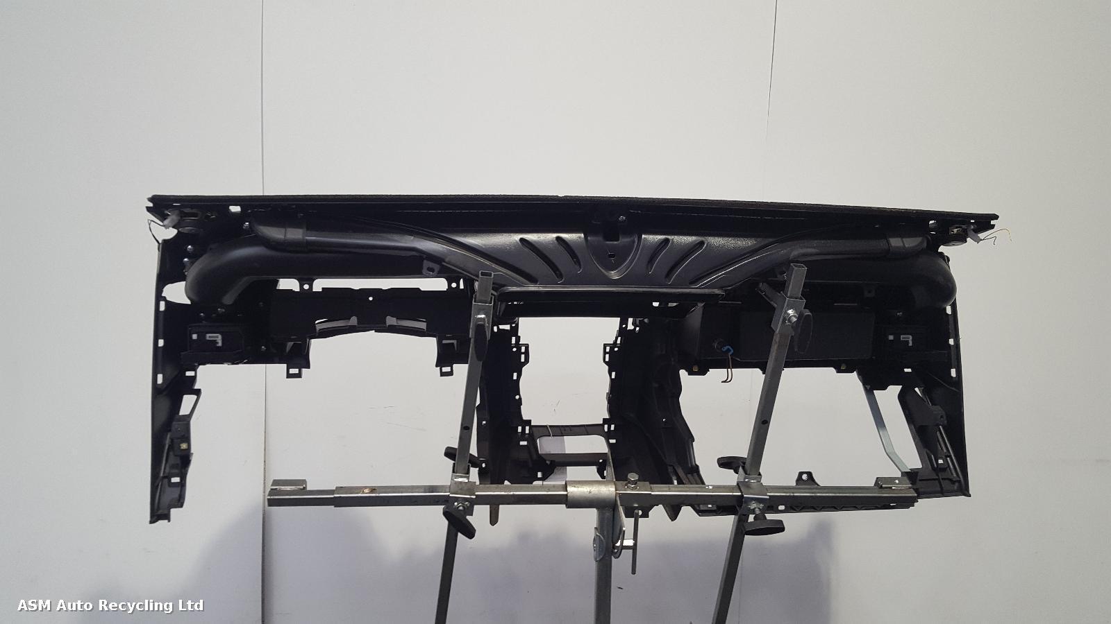 View Auto part Airbag Kit Isuzu D-max 2019