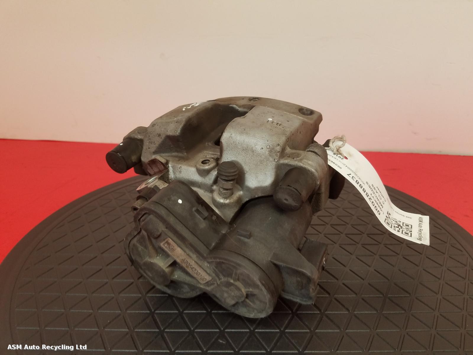 View Auto part Caliper Mercedes C Class 2018