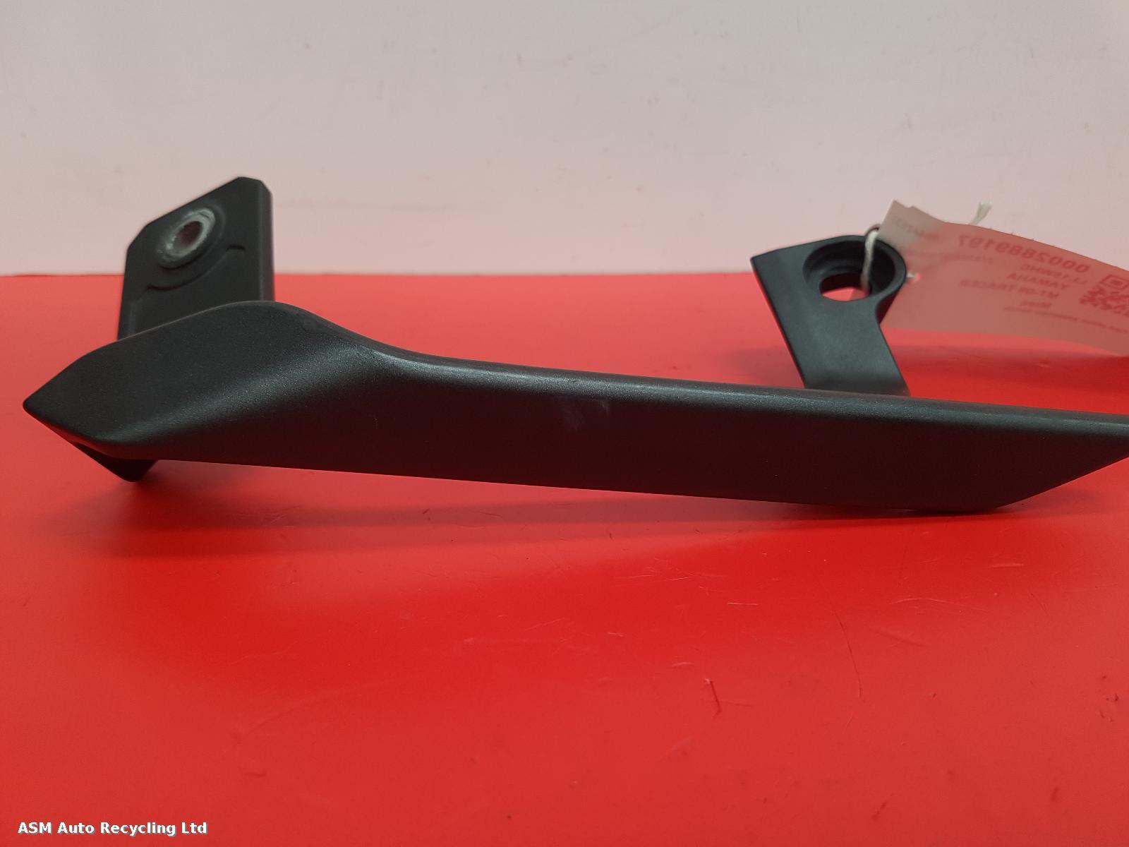 View Auto part Grab Handle Yamaha Mt-09 Tracer 2015