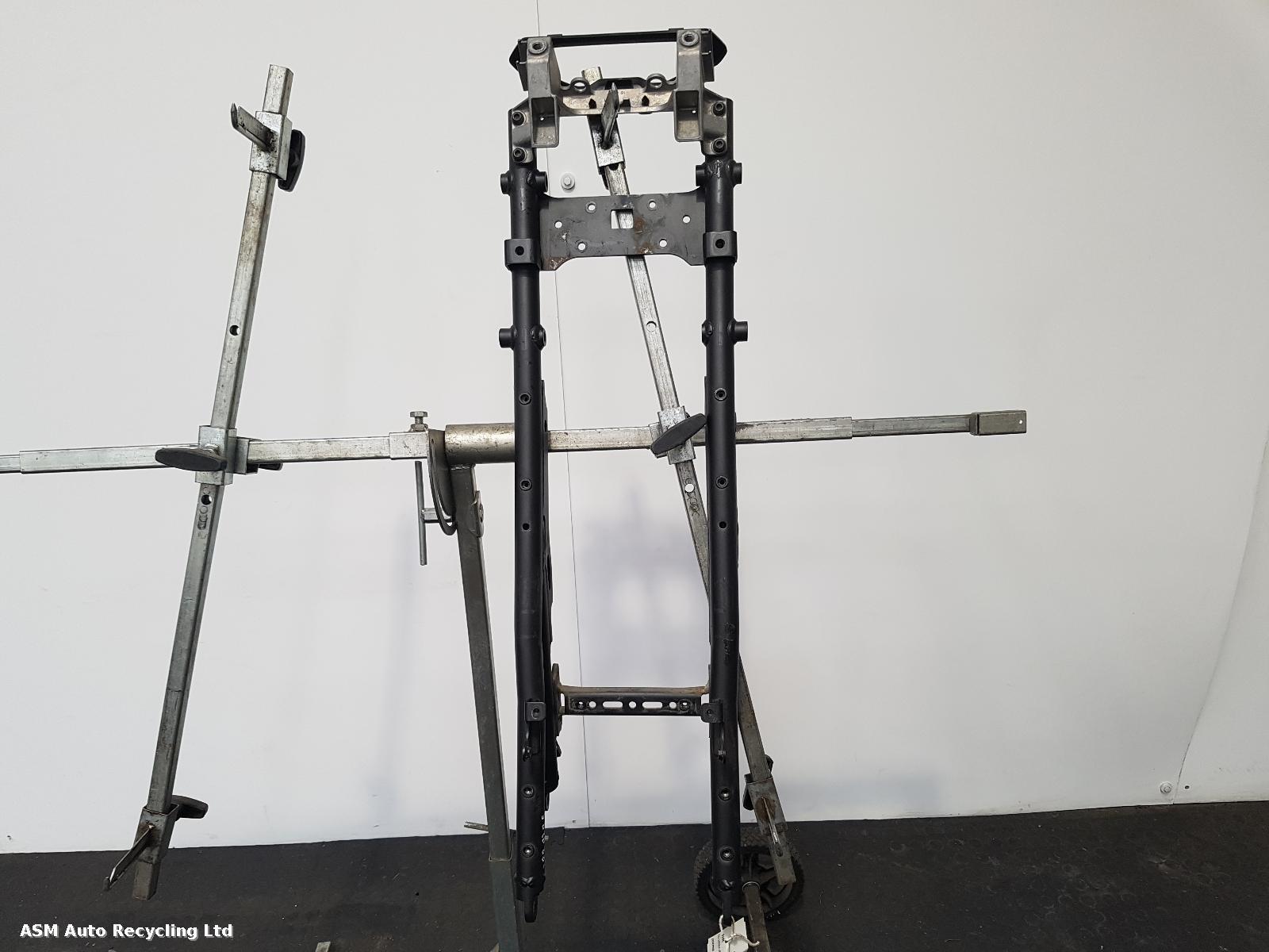 View Auto part Rear Subframe Yamaha Mt-09 Tracer 2015