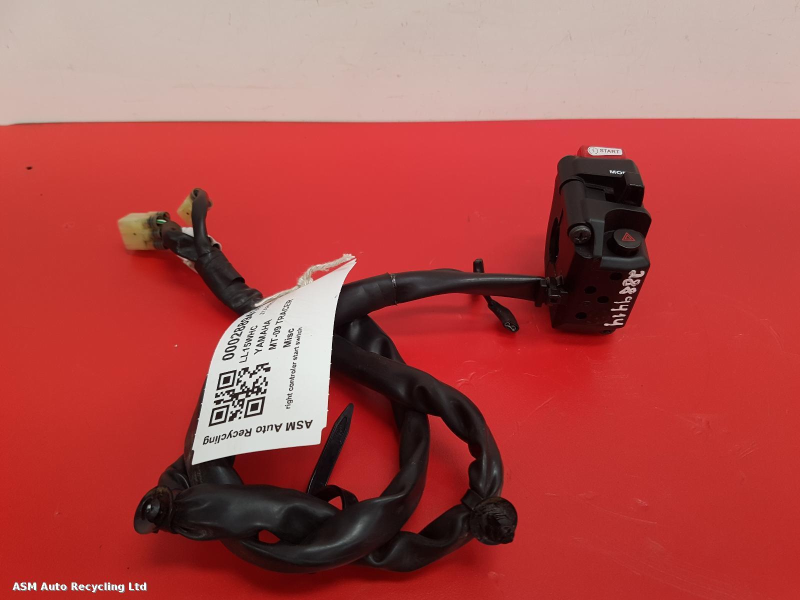 View Auto part RH Switch Gear Yamaha Mt-09 Tracer 2015
