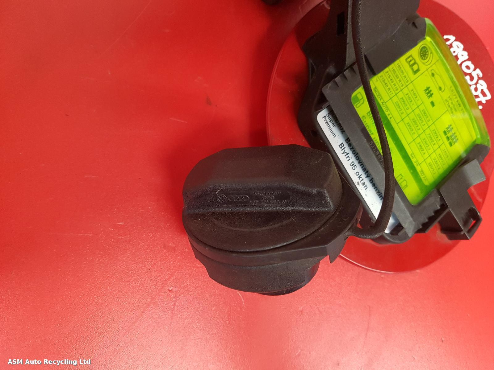 View Auto part Fuel Filler Flap Skoda Rapid 2014