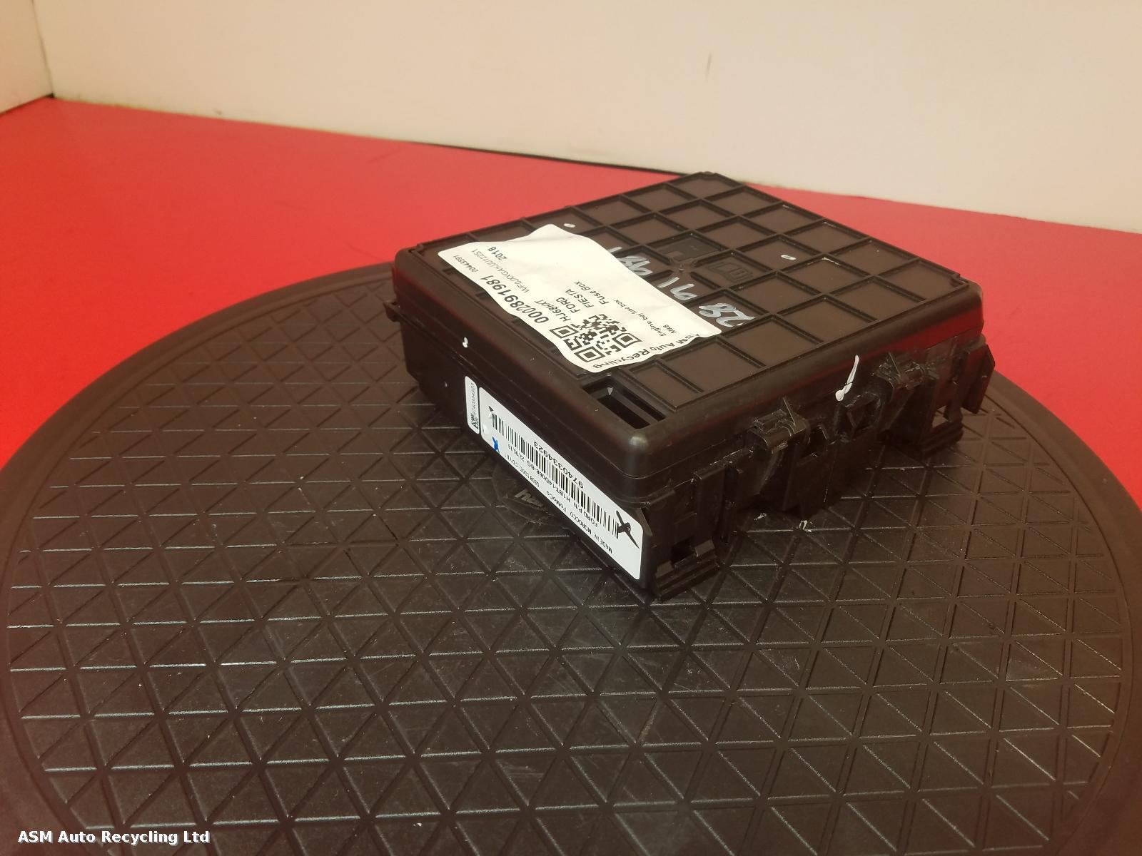 View Auto part Fuse Box Ford Fiesta 2018
