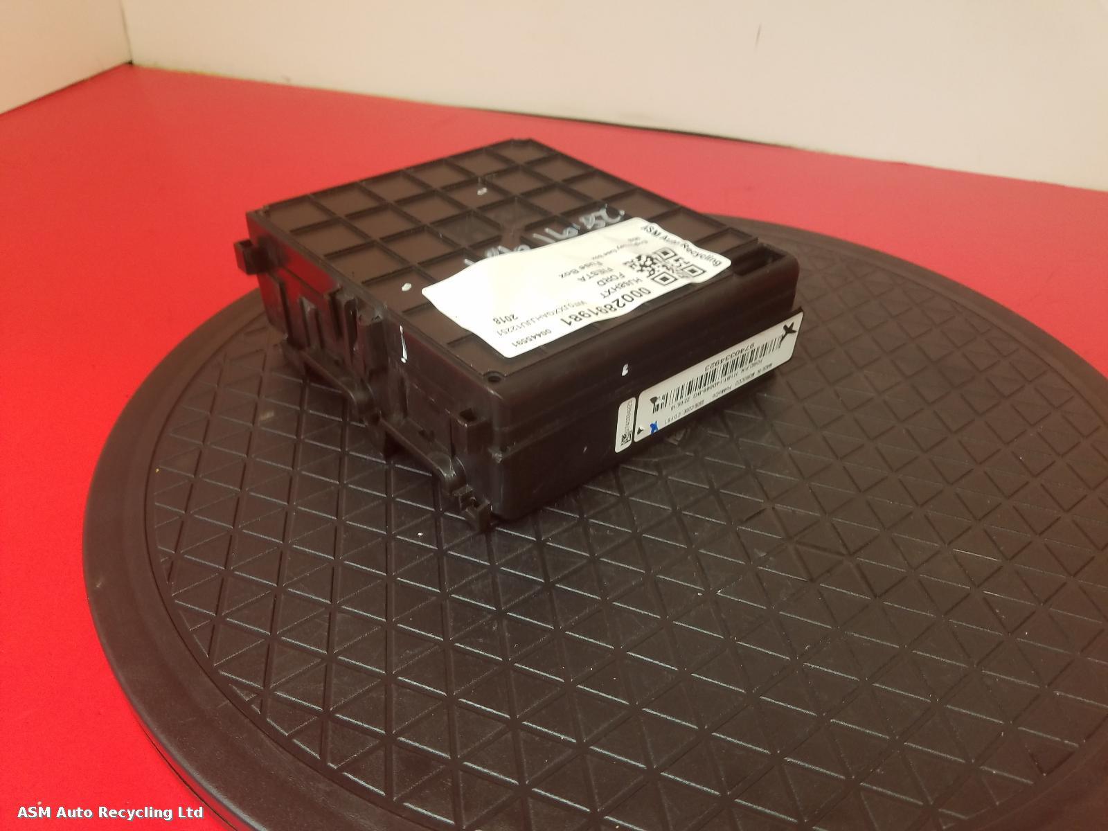 View Auto part Fuse Box Ford Fiesta 2018