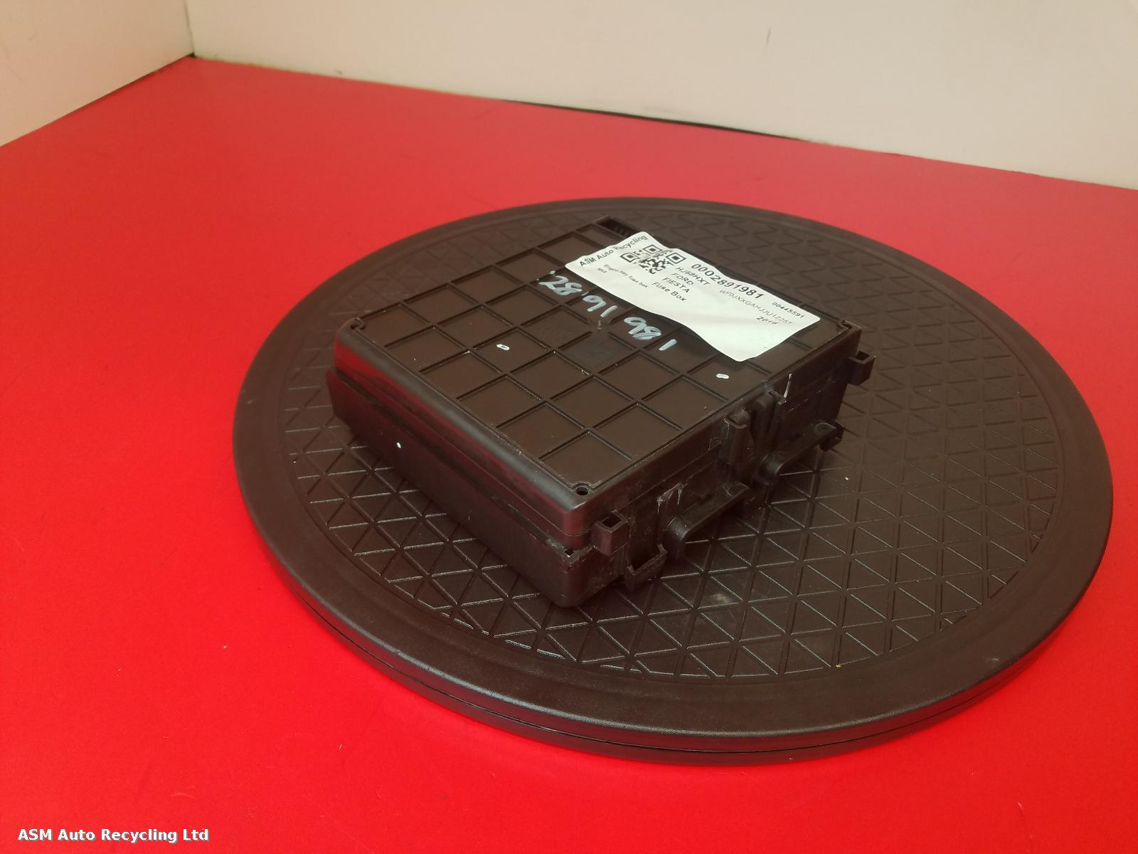 View Auto part Fuse Box Ford Fiesta 2018