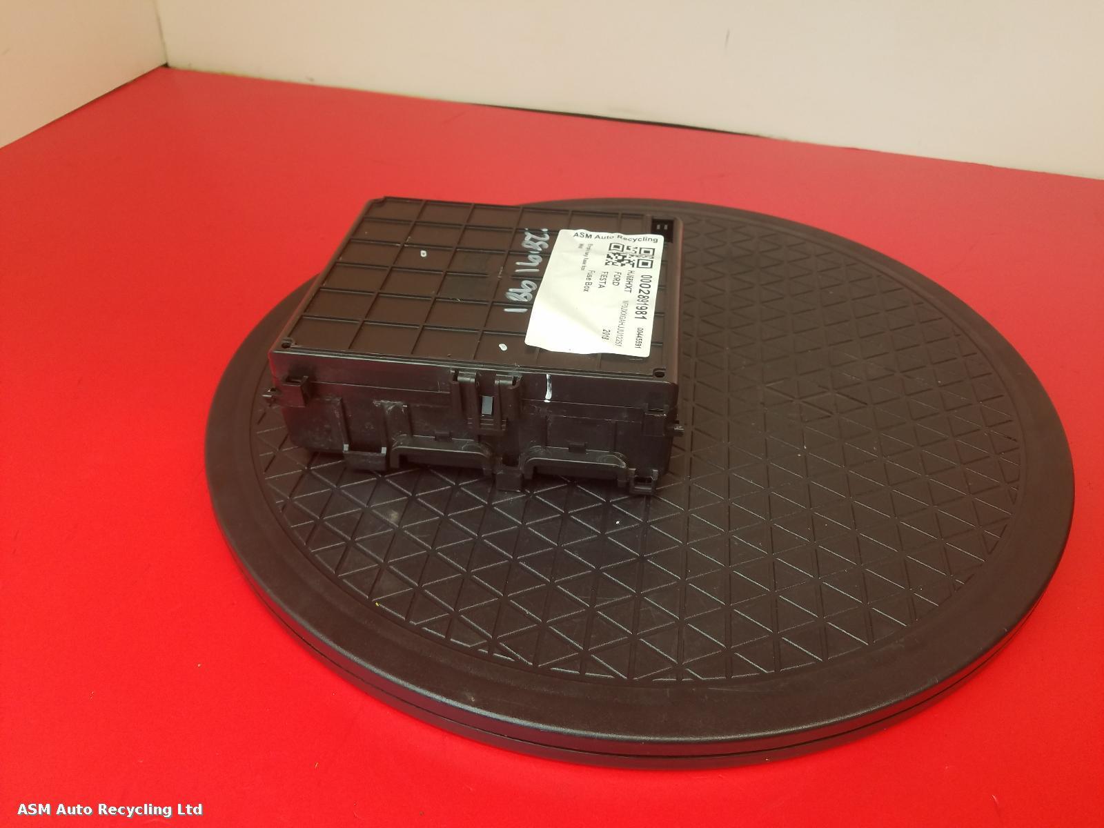 View Auto part Fuse Box Ford Fiesta 2018