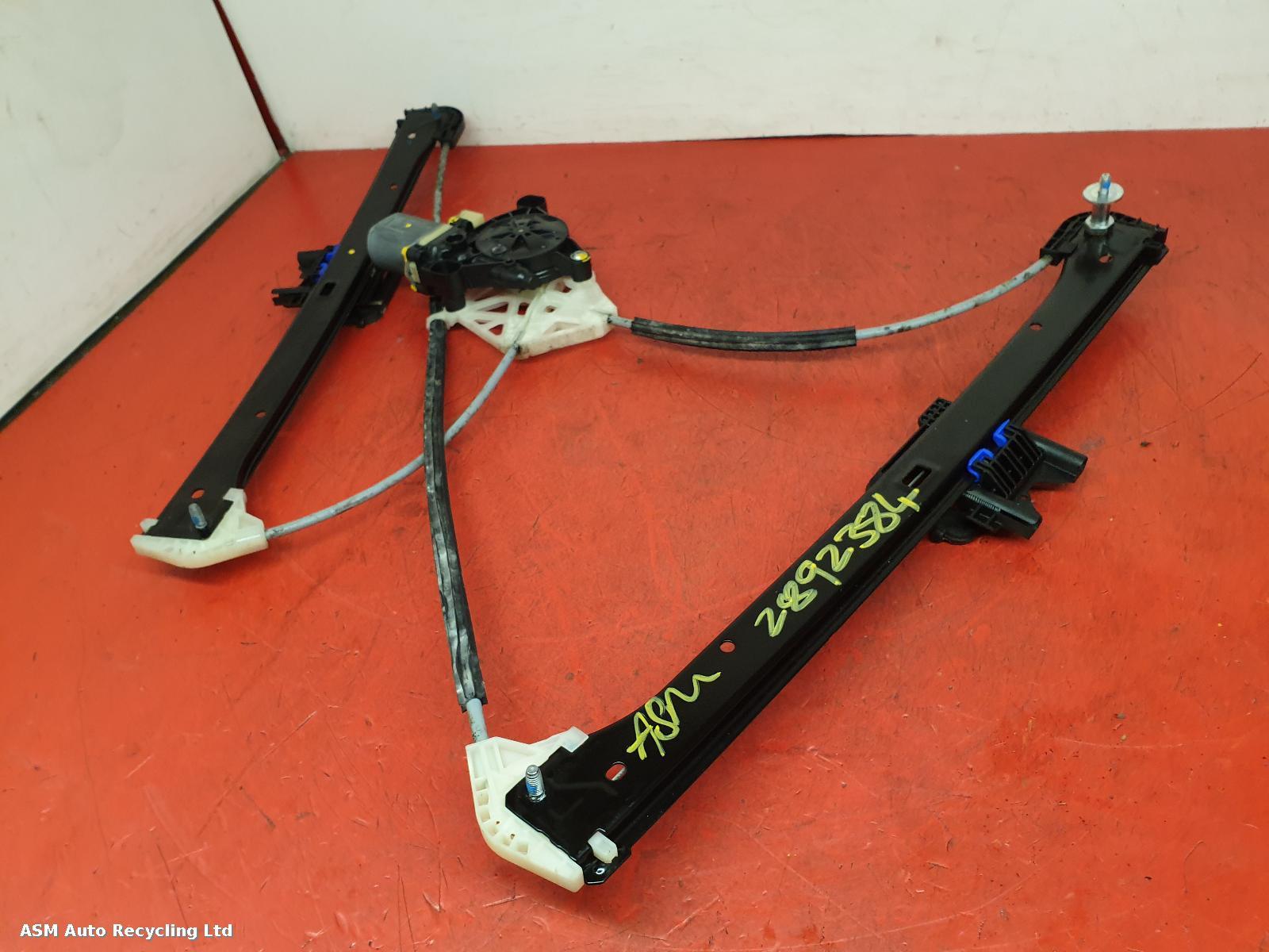 View Auto part LR Window Regulator Audi Q7 2018