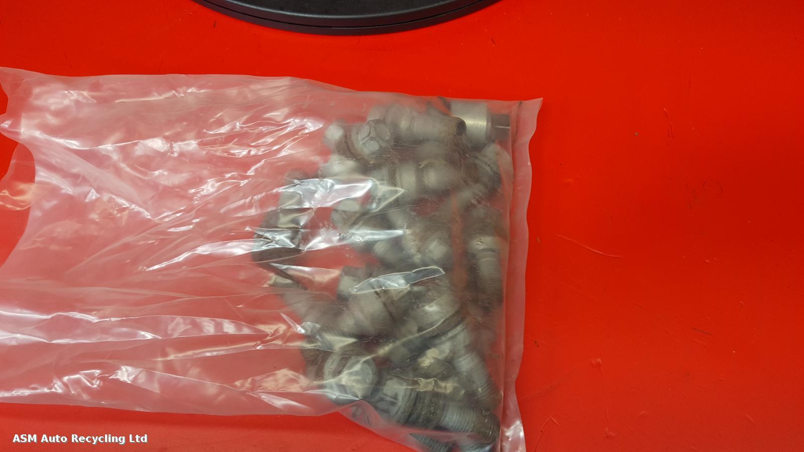 View Auto part Wheel Nut Audi Q7 2018