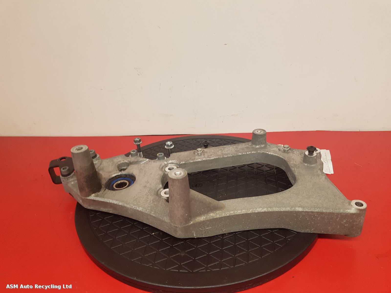 View Auto part Swing Arm Piaggio Mp3 350 Lt Sport 2019