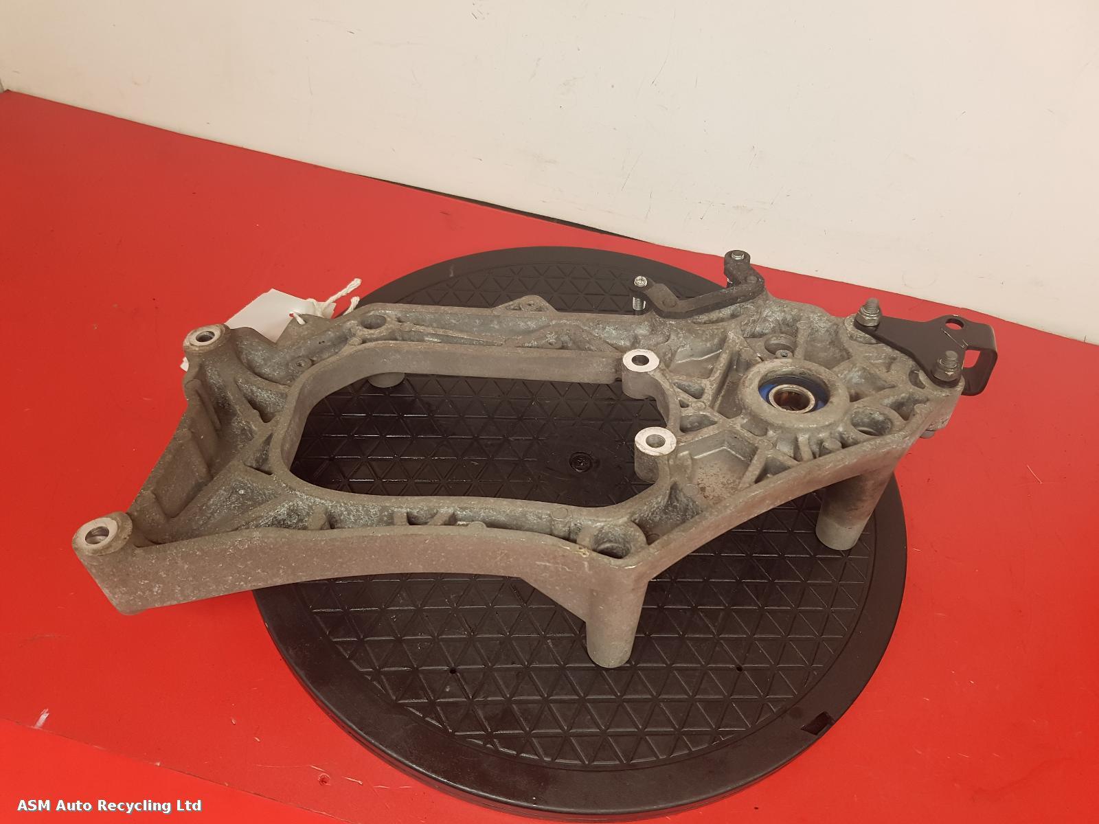 View Auto part Swing Arm Piaggio Mp3 350 Lt Sport 2019