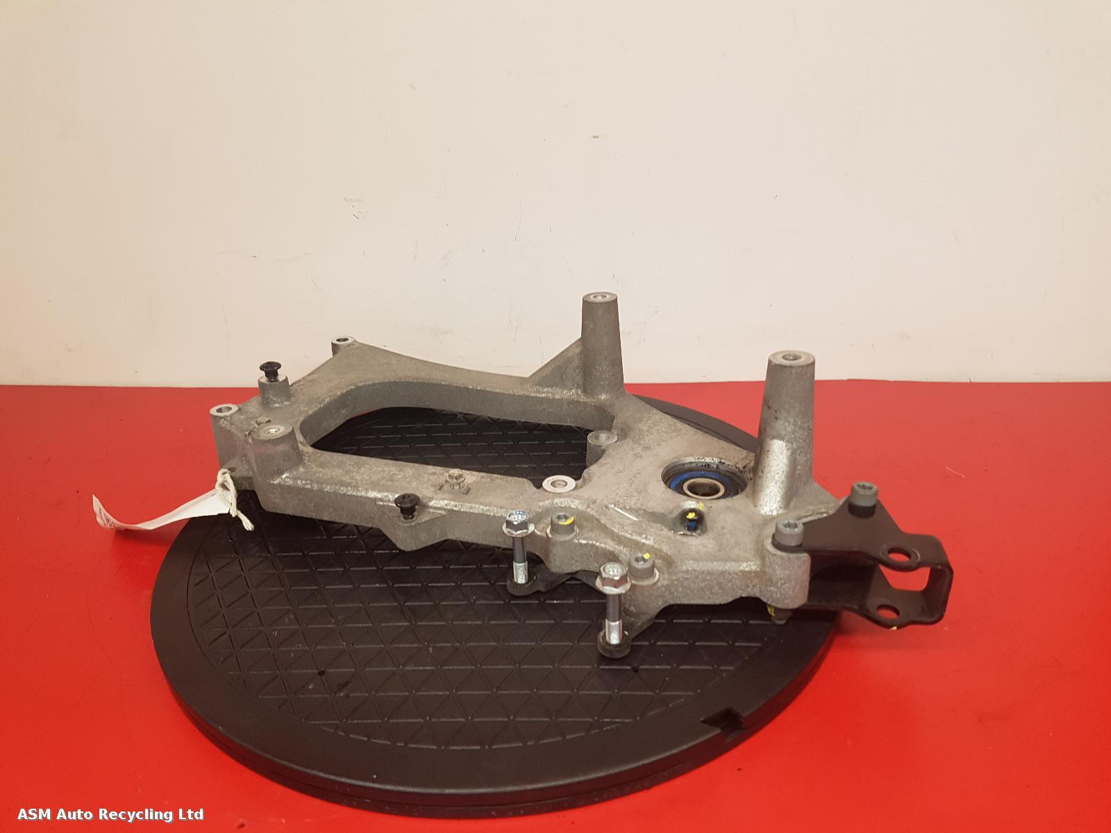 View Auto part Swing Arm Piaggio Mp3 350 Lt Sport 2019