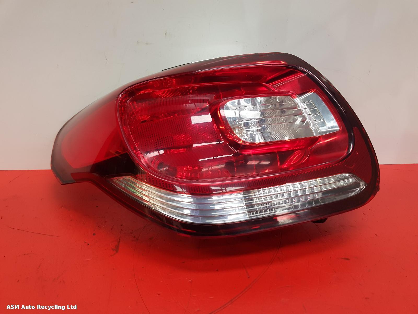 View Auto part L Taillight Citroen Ds3 2011
