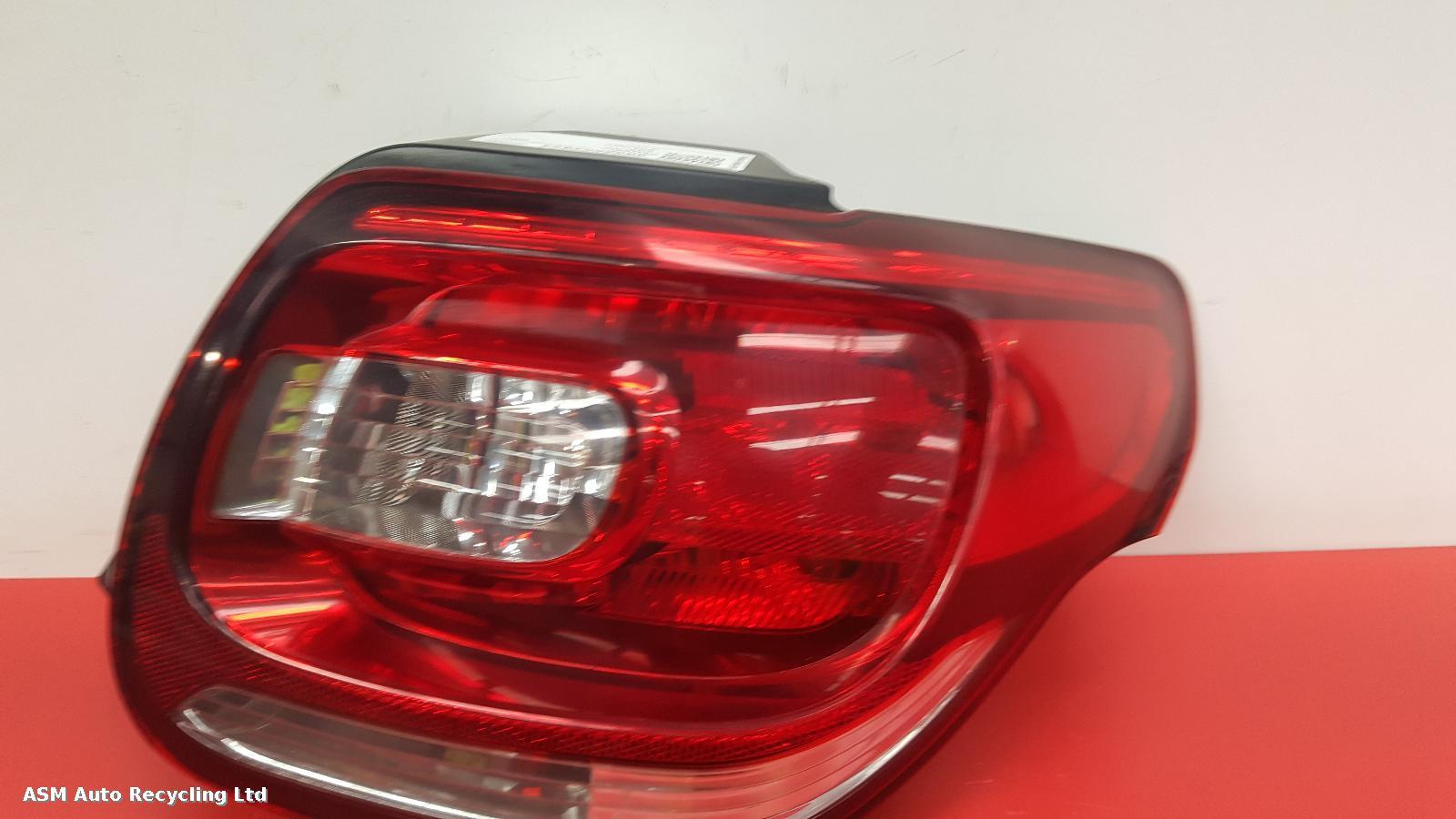 View Auto part R Taillight Citroen Ds3 2011
