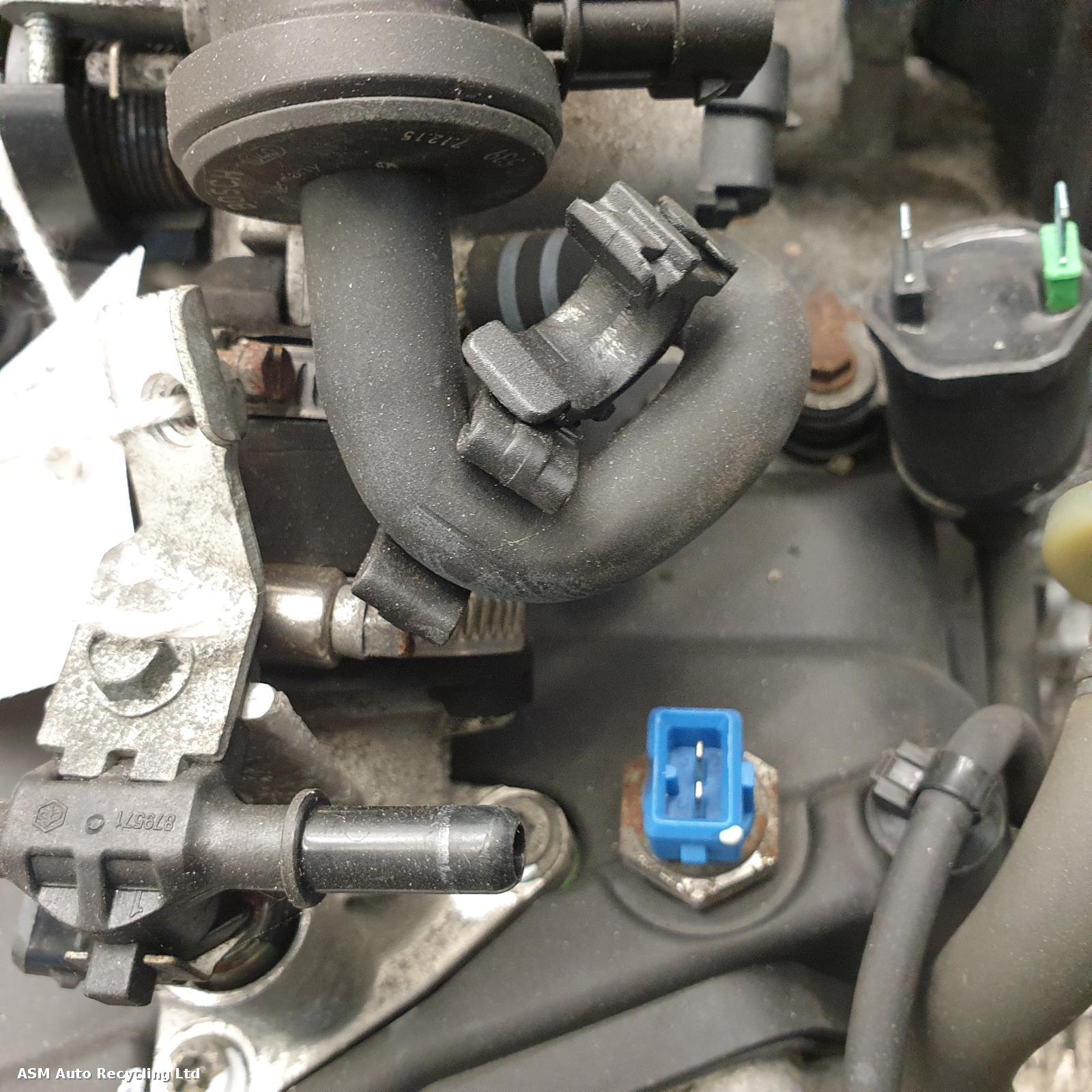 View Auto part Engine Piaggio Vespa 2017