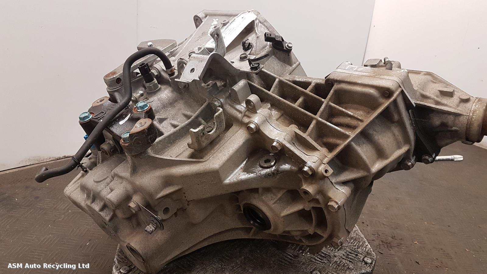 View Auto part Gearbox Nissan Qashqai 2012