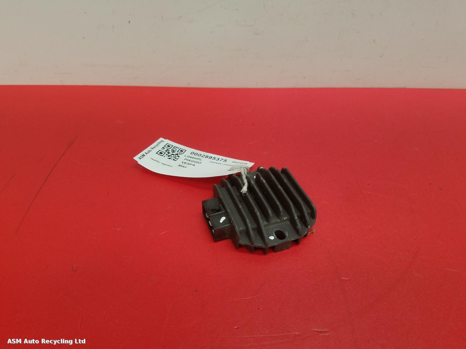 View Auto part Regulator/Rectifier Piaggio Vespa 2016
