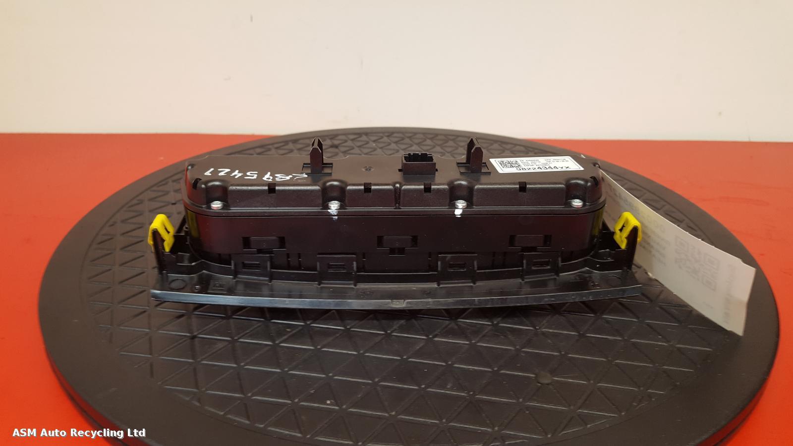 View Auto part Heater/AC Controller Vauxhall Grandland X 2020