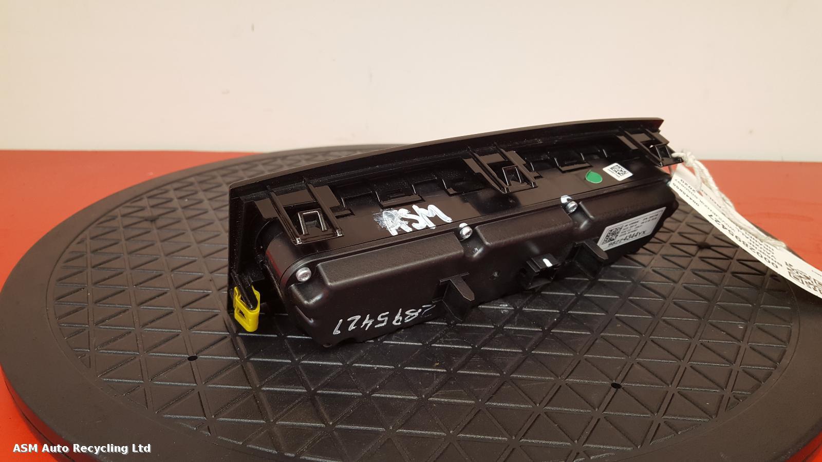 View Auto part Heater/AC Controller Vauxhall Grandland X 2020