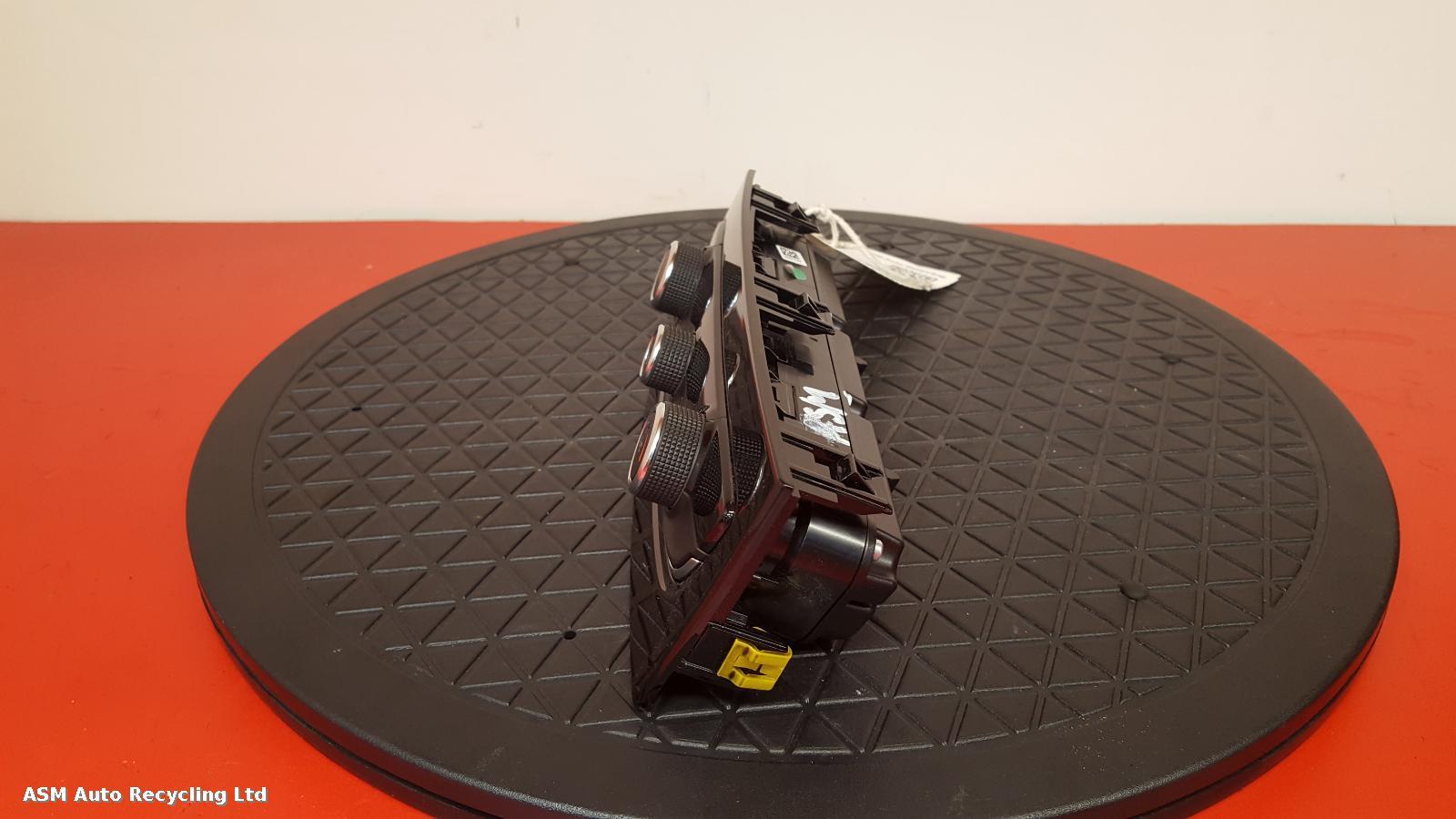 View Auto part Heater/AC Controller Vauxhall Grandland X 2020
