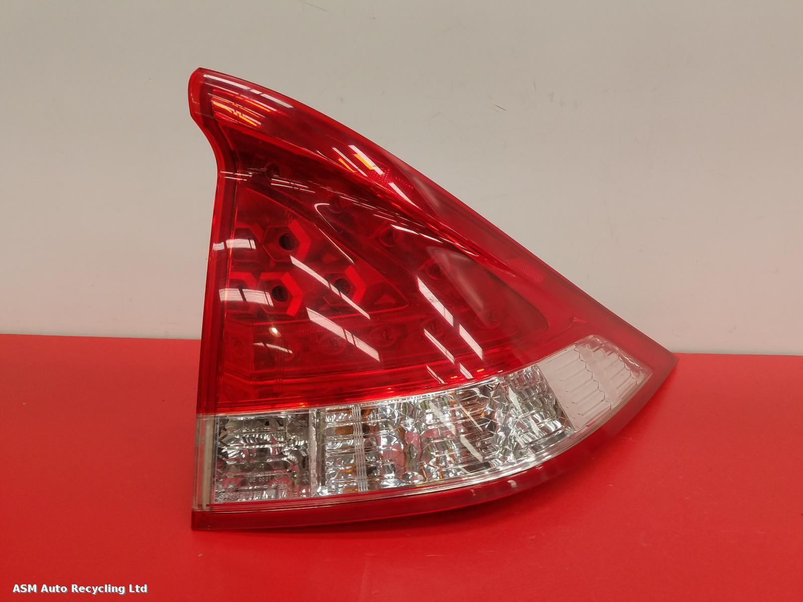 View Auto part R Taillight Honda Insight 2011