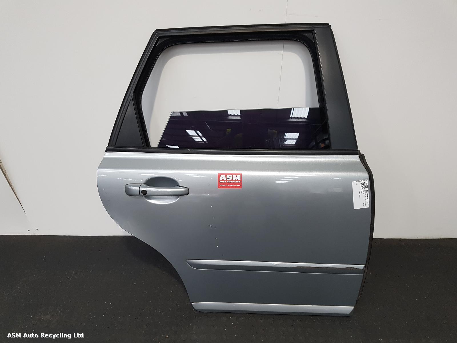 View Auto part R Rear Door Volvo V50 2009