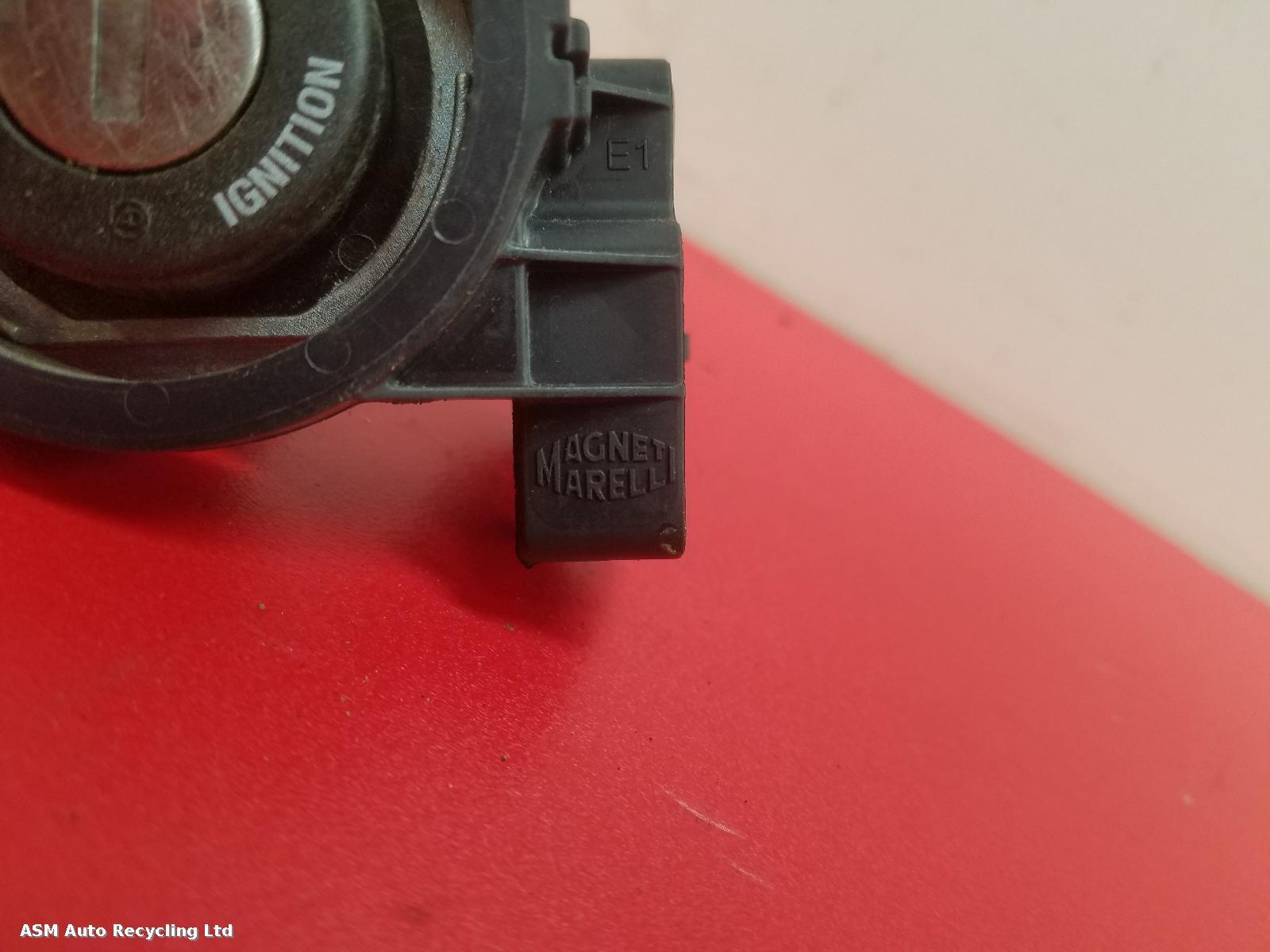 View Auto part Ignition W/Key Piaggio Vespa 2019