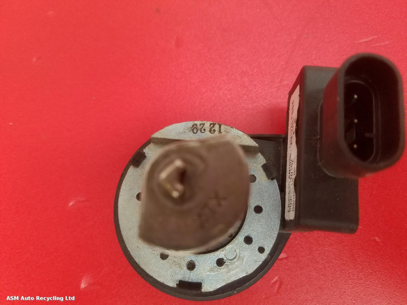 View Auto part Ignition W/Key Piaggio Vespa 2019
