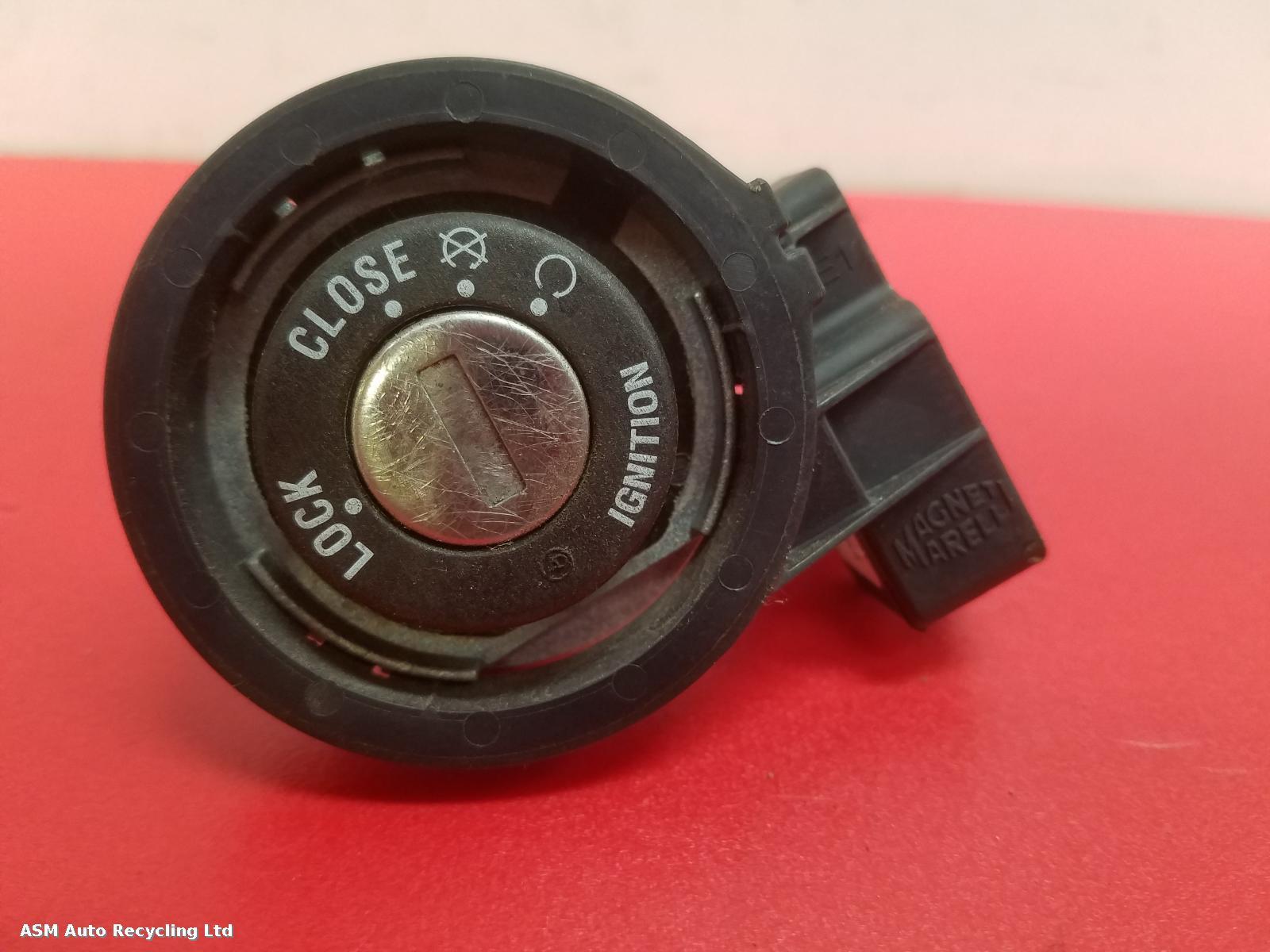 View Auto part Ignition W/Key Piaggio Vespa 2019