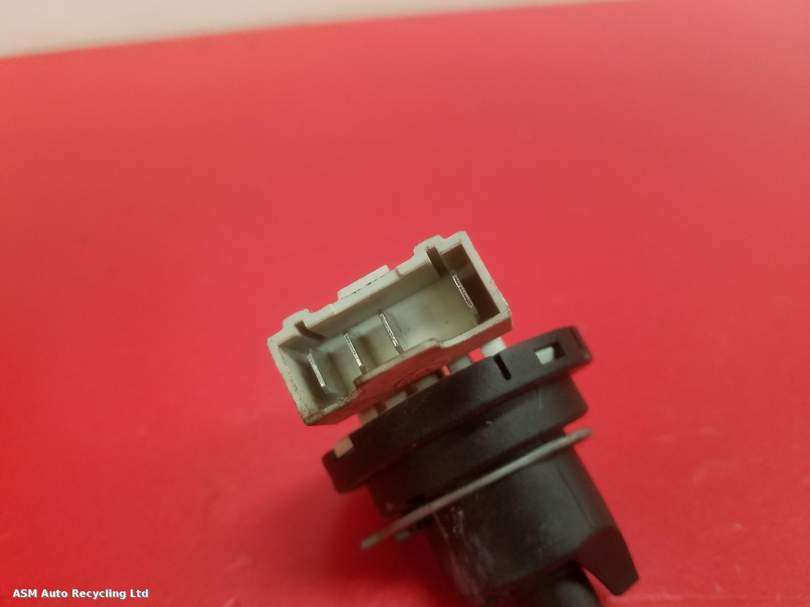 View Auto part Ignition W/Key Piaggio Vespa 2019