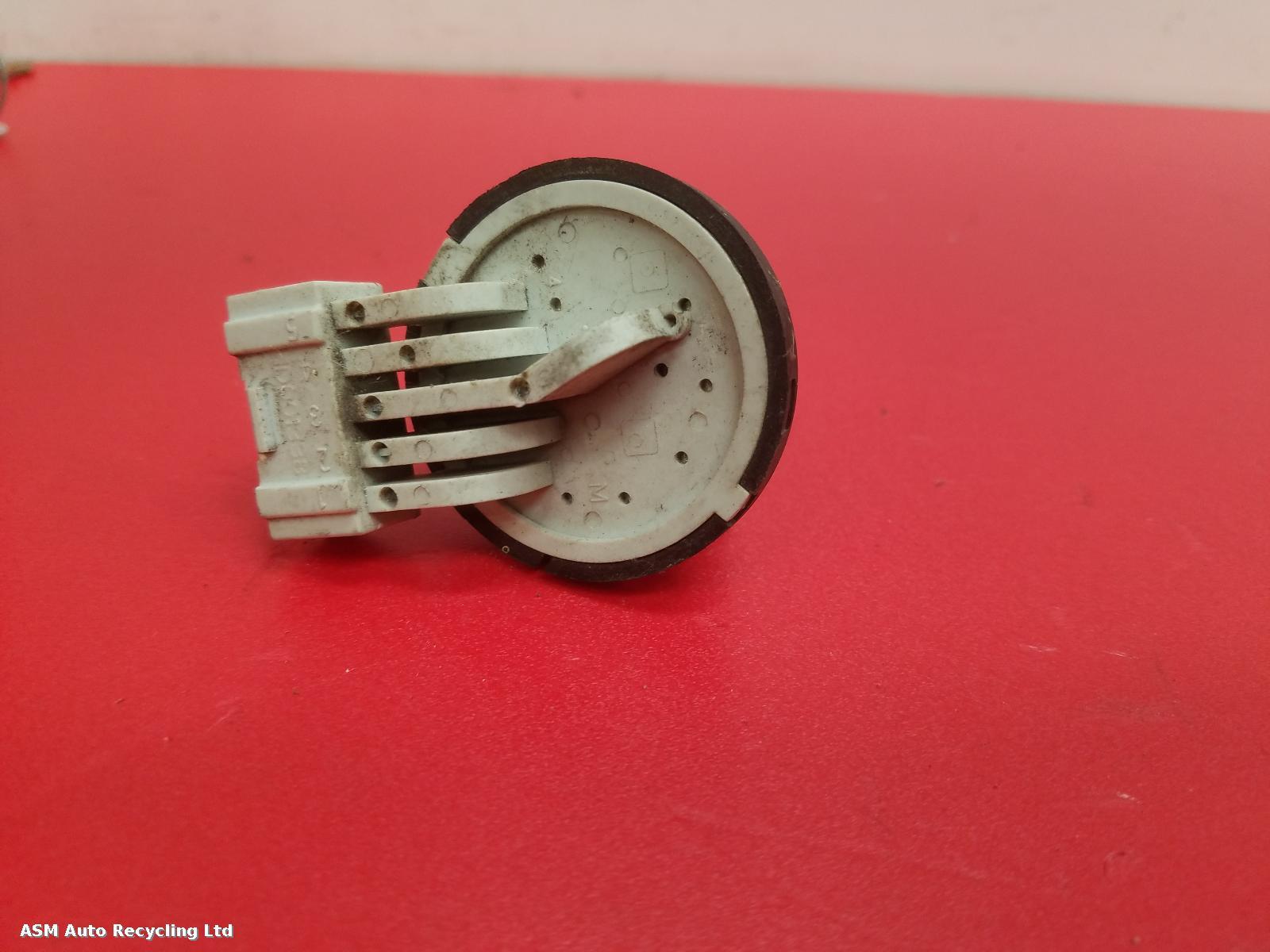 View Auto part Ignition W/Key Piaggio Vespa 2019
