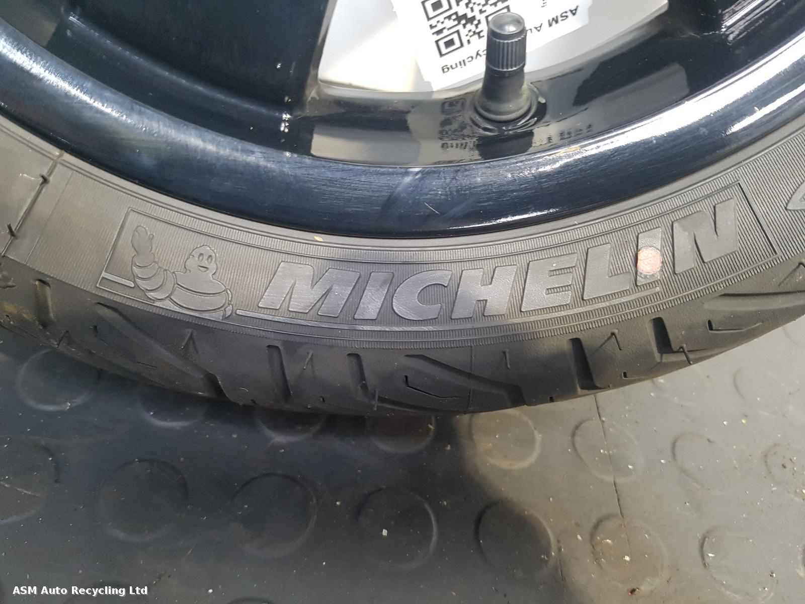View Auto part Wheel Piaggio Vespa 2019