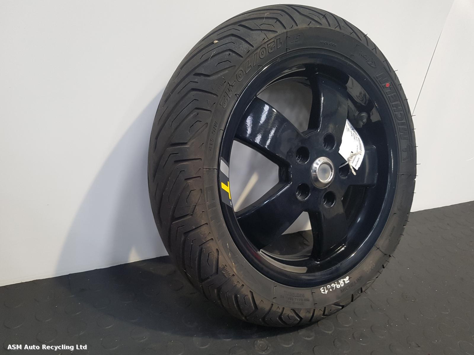 View Auto part Wheel Piaggio Vespa 2019