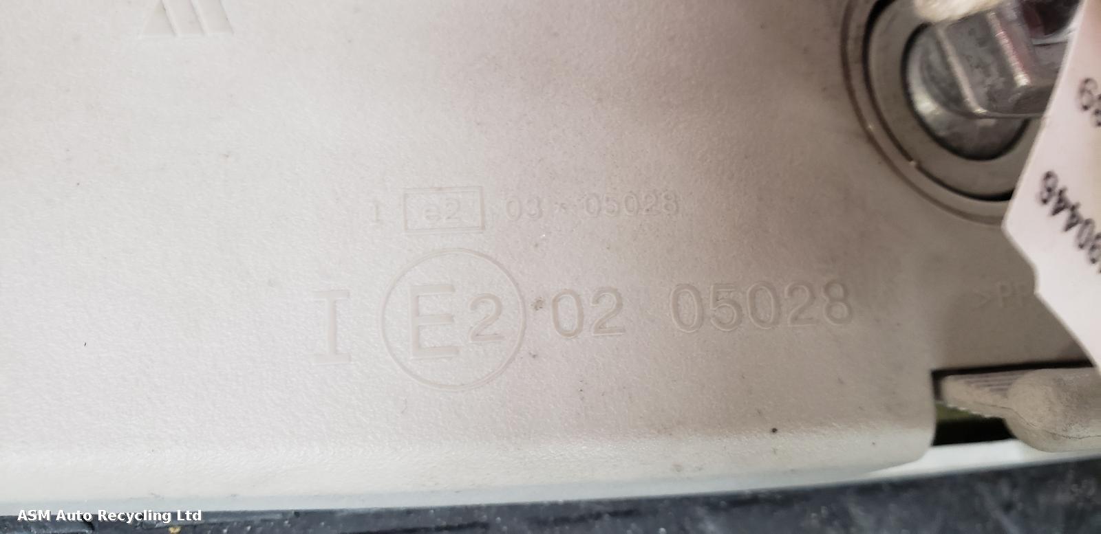 View Auto part Interior Mirror Renault Clio 2015