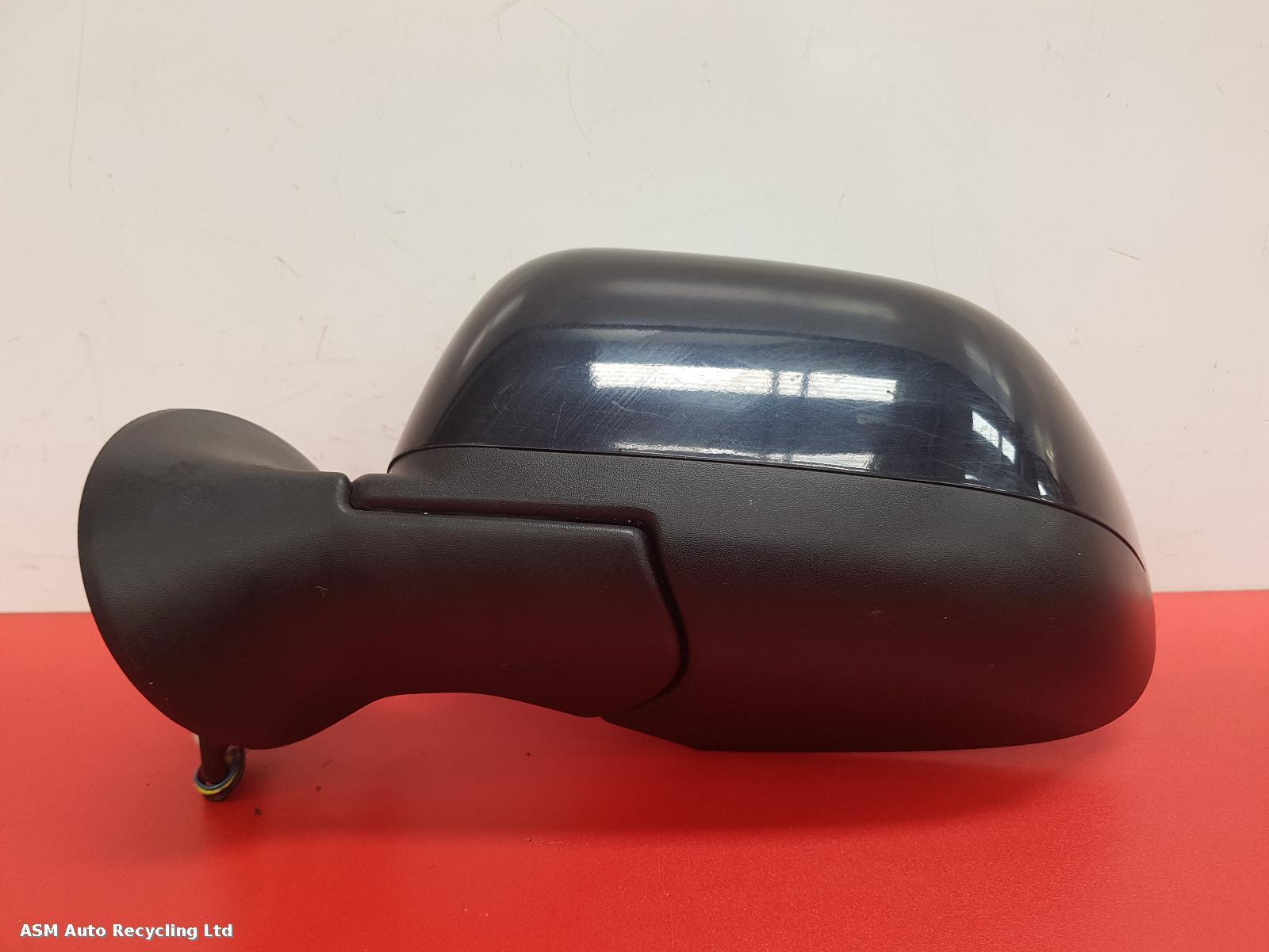 View Auto part L Door Mirror Dacia Duster 2013