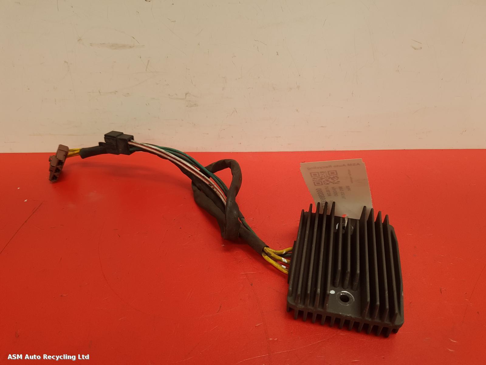 View Auto part Misc Piaggio Mp3 125 Rl 2010