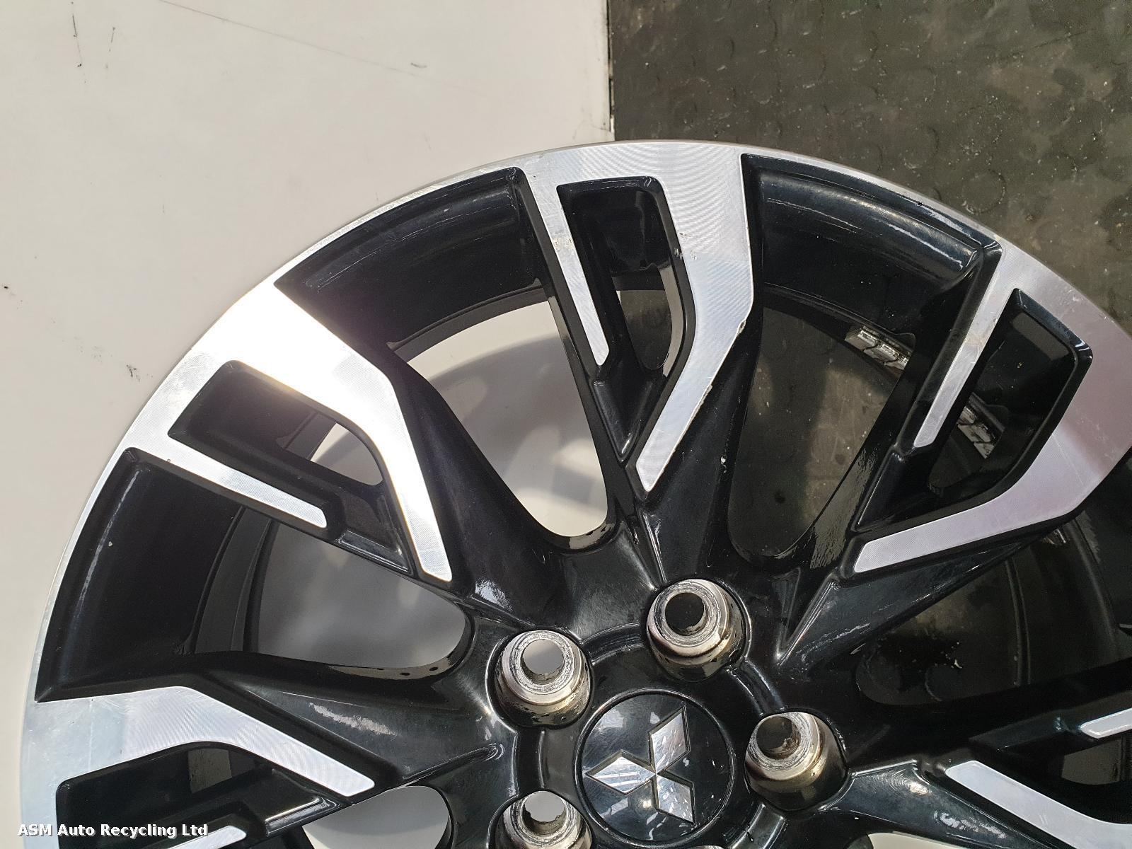 View Auto part Wheel Mitsubishi Outlander 2016