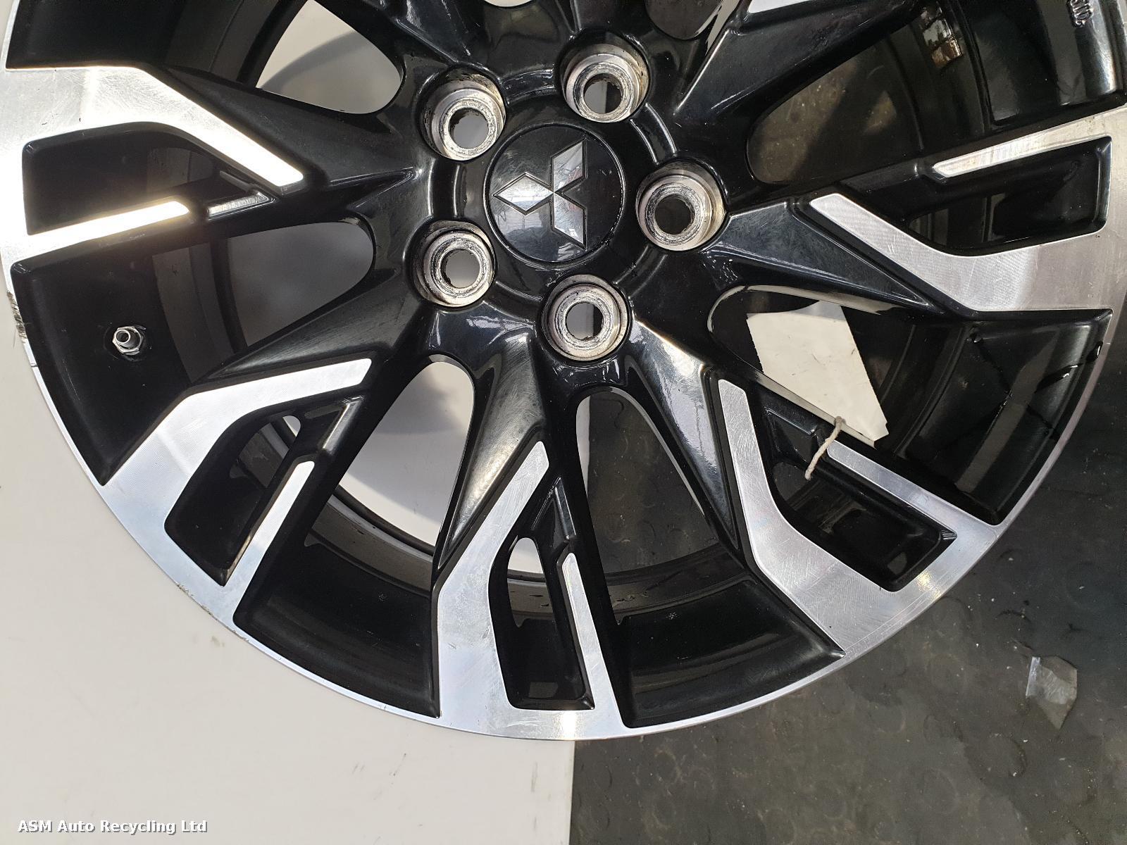 View Auto part Wheel Mitsubishi Outlander 2016