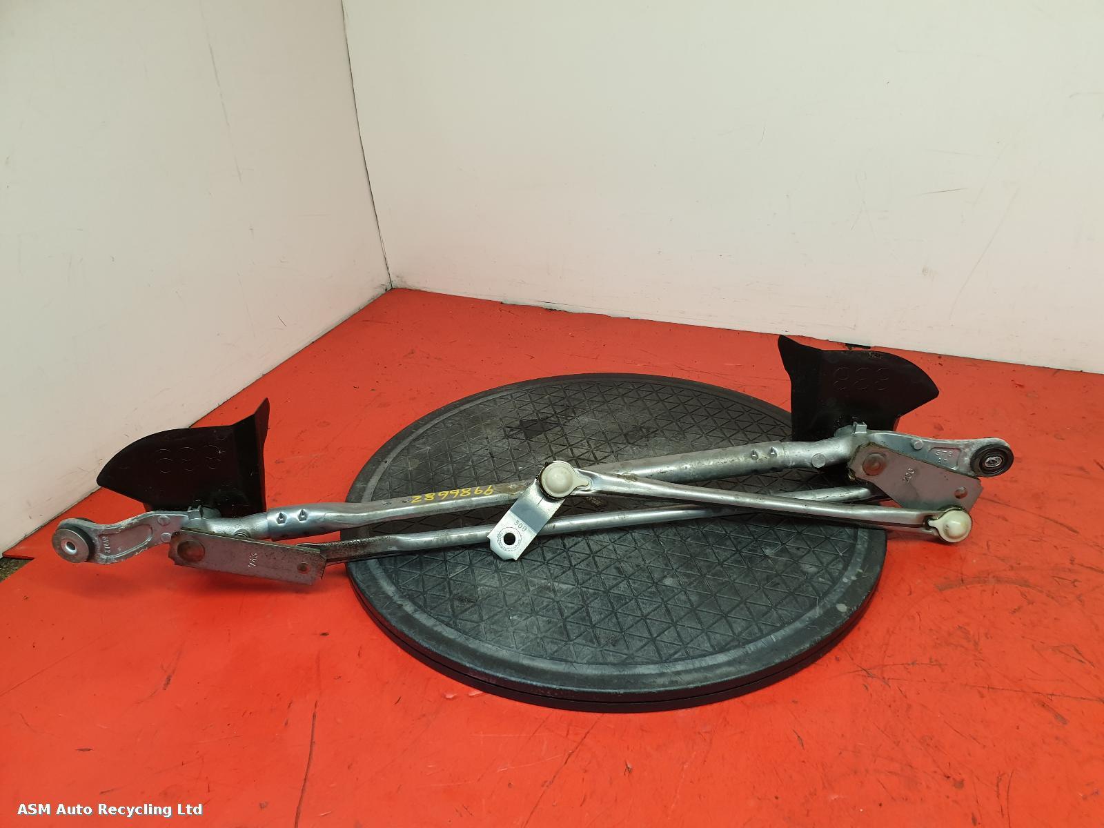 View Auto part Wiper Linkage Mitsubishi Outlander 2016