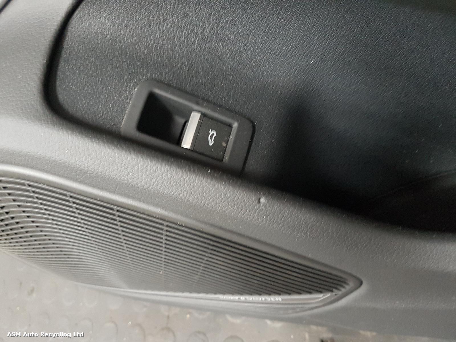 View Auto part Complete Interior Audi A4 2020