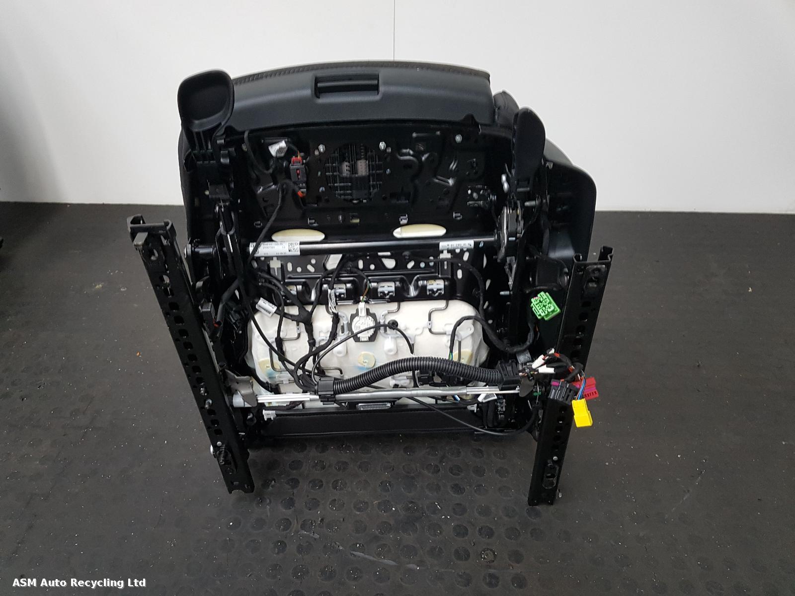View Auto part Complete Interior Audi A4 2020