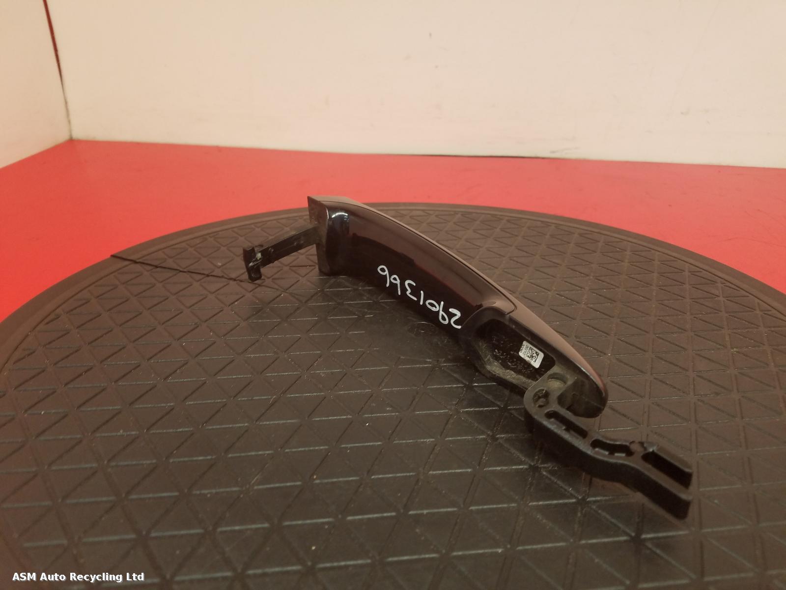 View Auto part Door Handle Bmw 4 Series Gran Coupe 2015